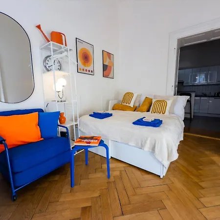 The Funkhaus - Blue And Orange Experience Apartment *